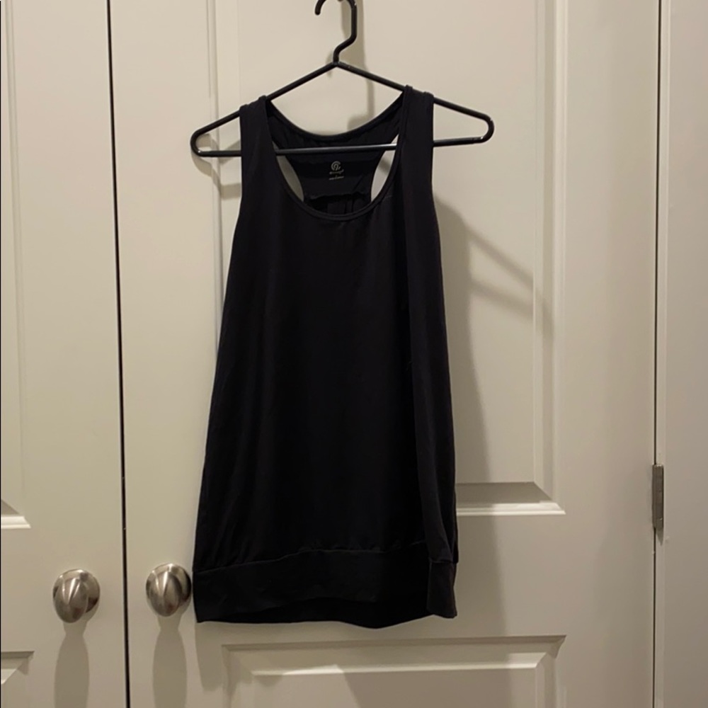 Black athletic tank